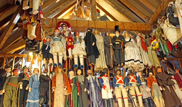 Théâtre Royal de Toone Marionnettes - Visit Brussels © Dennis Jarvis